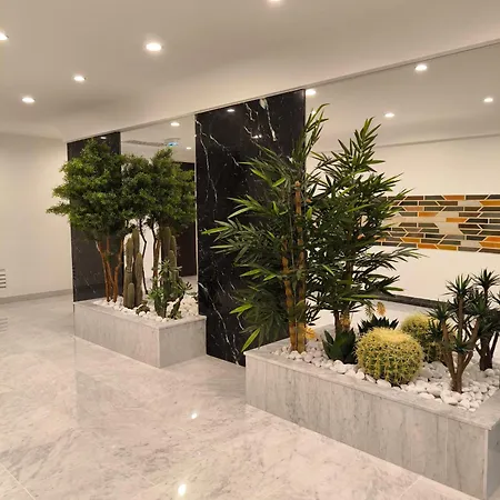 Seli 2 Pièces Classé 52 M2 Terrasse 20m2 Plages Piscine Juan Parking