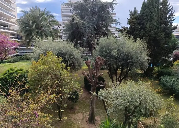 Seli 2 Pieces Classe 52 M2 Terrasse 20m2 Plages Piscine Juan Parking Апартаменты