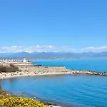 Apartment Seli 2 Pieces Classe 52 M2 Terrasse 20m2 Plages Piscine Juan Parking