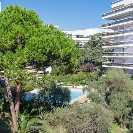Oree Du Cap 2 Pieces Climatise Classe 52 M2 Terrasse 20M2 Plages Piscine Antibes Avec Parking Privatif *