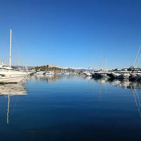Oree Du Cap 2 Pieces Climatise Classe 52 M2 Terrasse 20M2 Plages Piscine Antibes Avec Parking Privatif Apartman