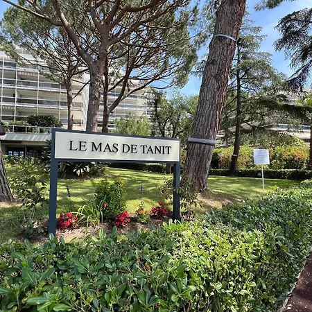Oree Du Cap 2 Pieces Climatise Classe 52 M2 Terrasse 20M2 Plages Piscine Antibes Avec Parking Privatif Apartman *