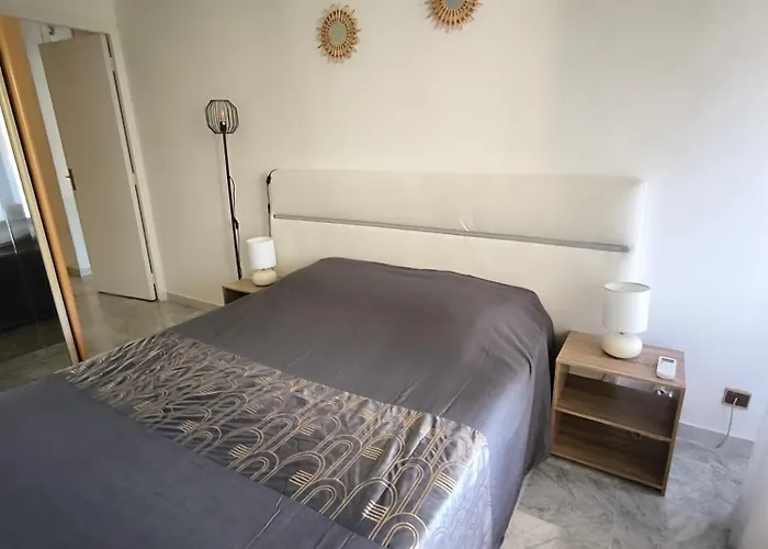 Seli 2 Pièces Classé 52 M2 Terrasse 20m2 Plages Piscine Juan Parking Appartamento Antibes