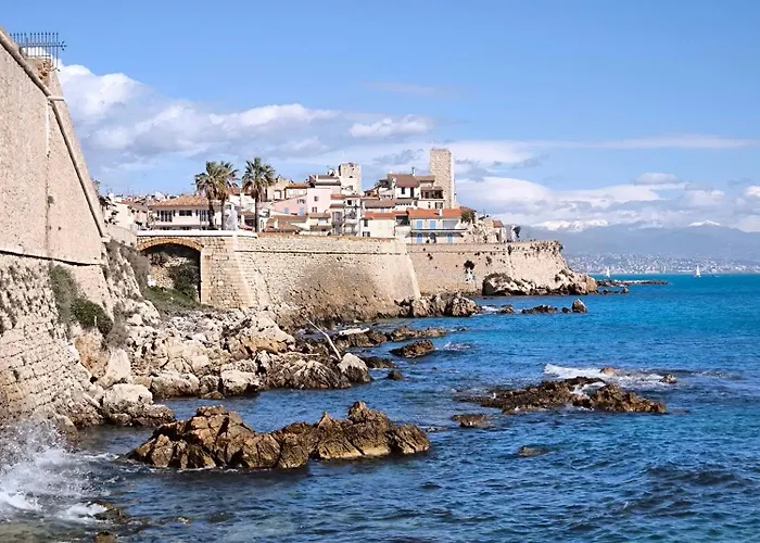 Seli 2 Pièces Classé 52 M2 Terrasse 20m2 Plages Piscine Juan Parking * Antibes