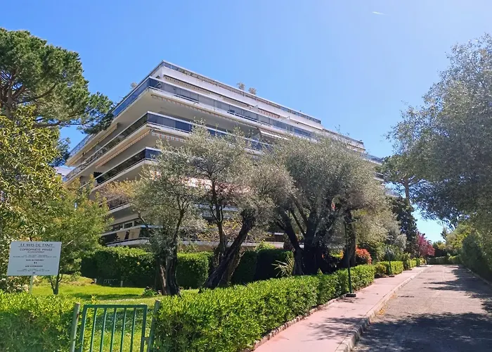 Seli 2 Pièces Classé 52 M2 Terrasse 20m2 Plages Piscine Juan Parking * Antibes